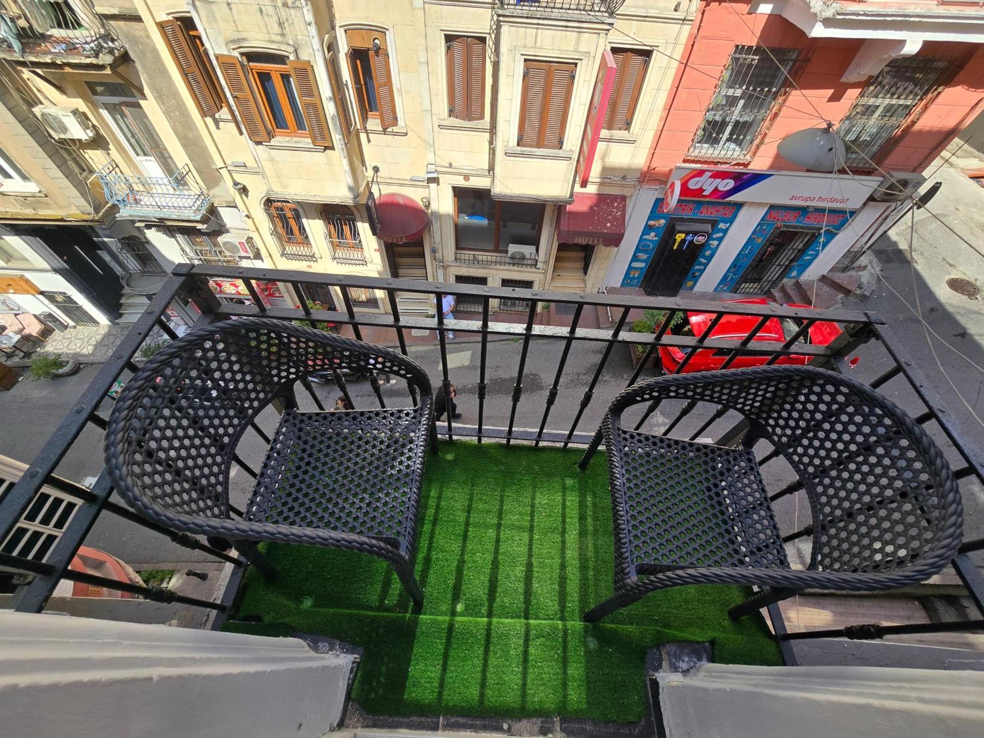 Taksim My House Butik Otel Istanbul Exterior foto